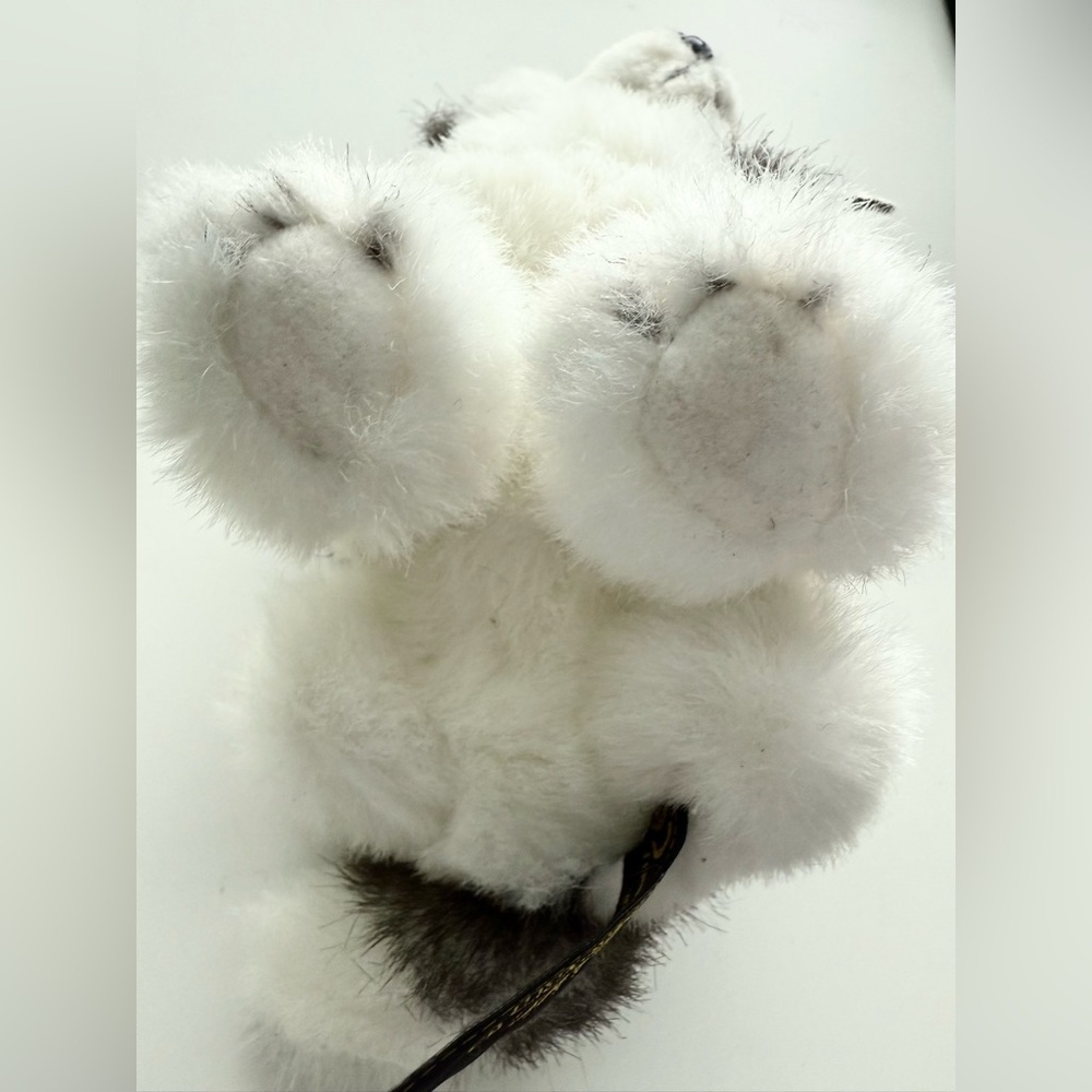 Classic Aurora Husky Cuddly Plush Toy - Picture 4 of 10